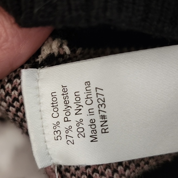 EVRI leapord print pullover crew neck sweater size 1X pink and black - Picture 6 of 6